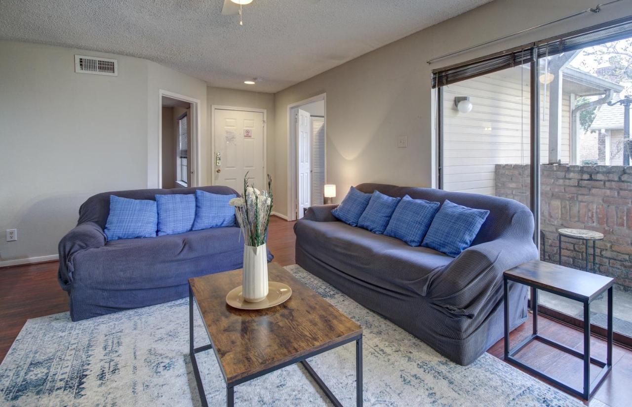 Lovely 2 Bedroom, 1 Bath Condo With Pools And Gym. Houston Dış mekan fotoğraf