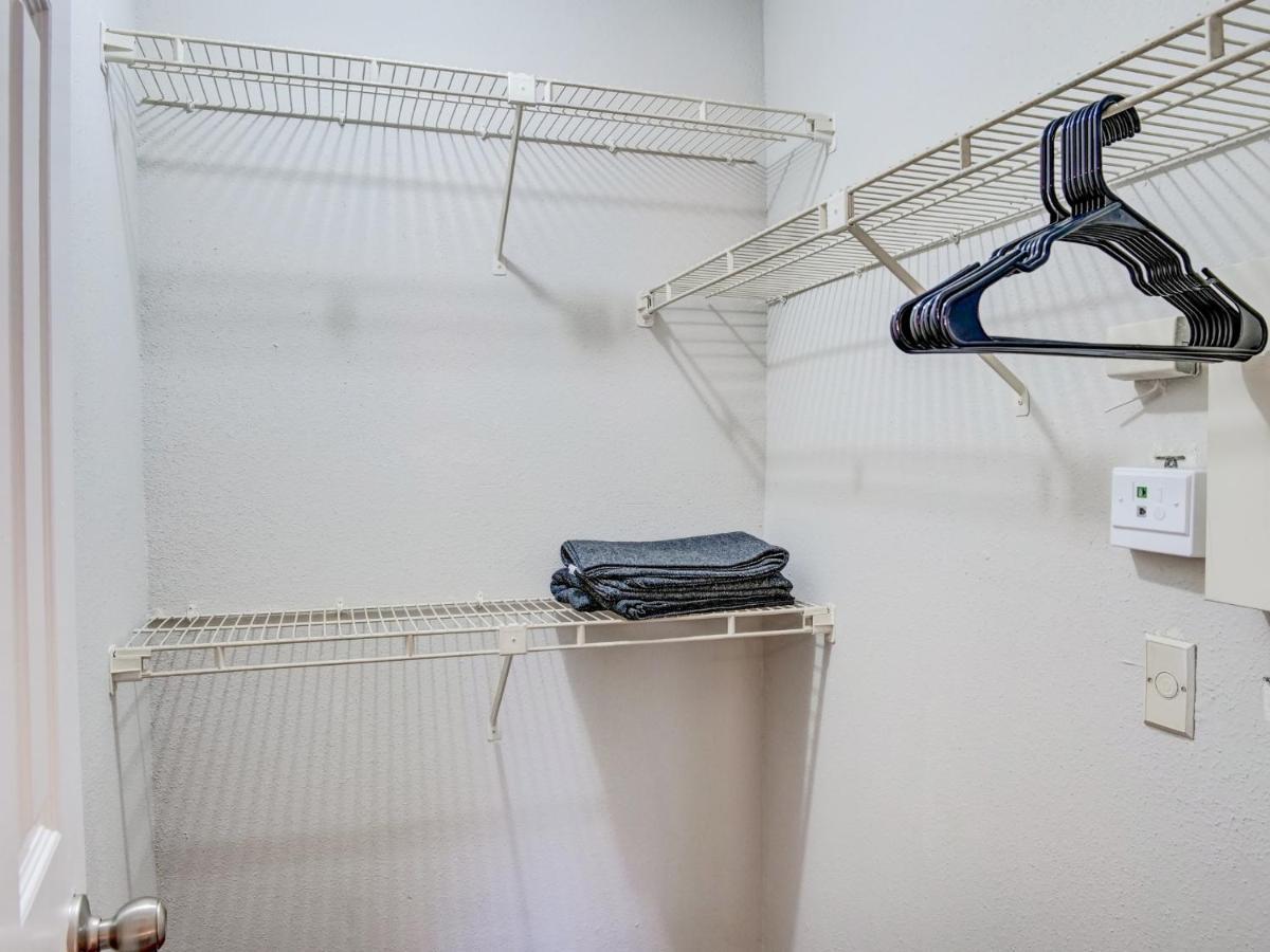 Lovely 2 Bedroom, 1 Bath Condo With Pools And Gym. Houston Dış mekan fotoğraf